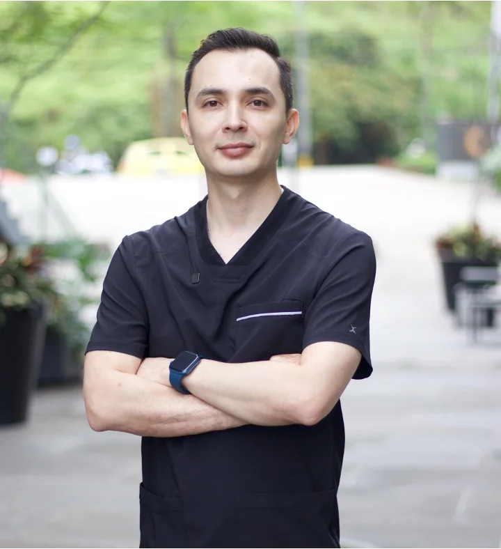 Trayectoria Dr. Óscar Gaona